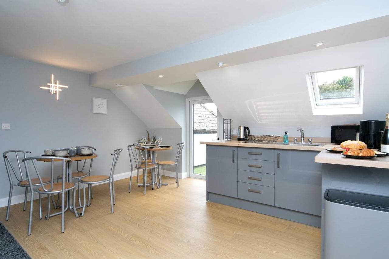Pass The Keys Modern En-Suite Room In Country Pubrestaurant 2 Llanddona Extérieur photo
