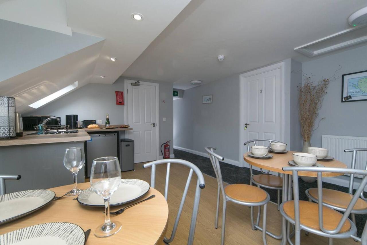 Pass The Keys Modern En-Suite Room In Country Pubrestaurant 2 Llanddona Extérieur photo