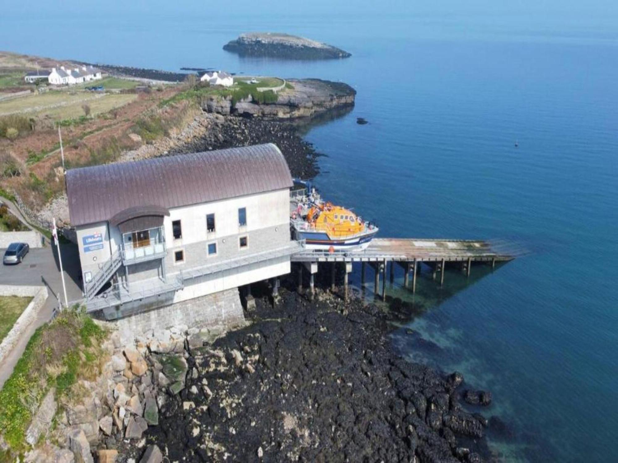 Pass The Keys Modern En-Suite Room In Country Pubrestaurant 2 Llanddona Extérieur photo